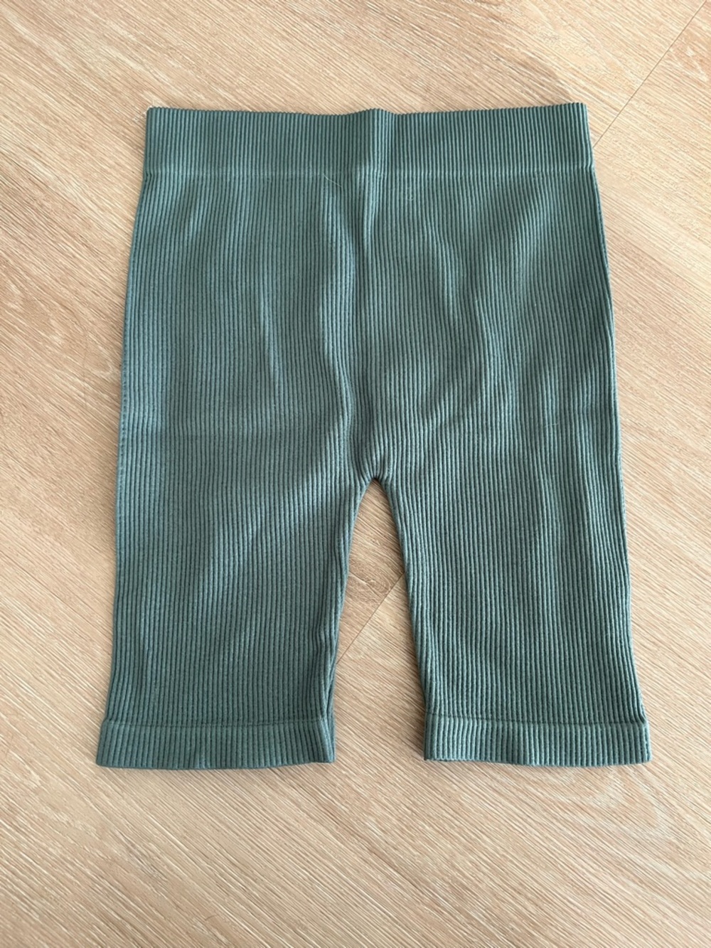 Zara Ribbed Green Stretch Bike Workout Shorts Women's Size XS/S
